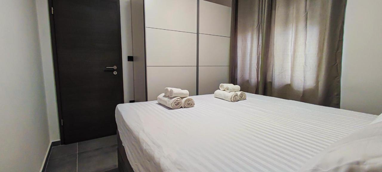 Apartment Denis Кърк Екстериор снимка